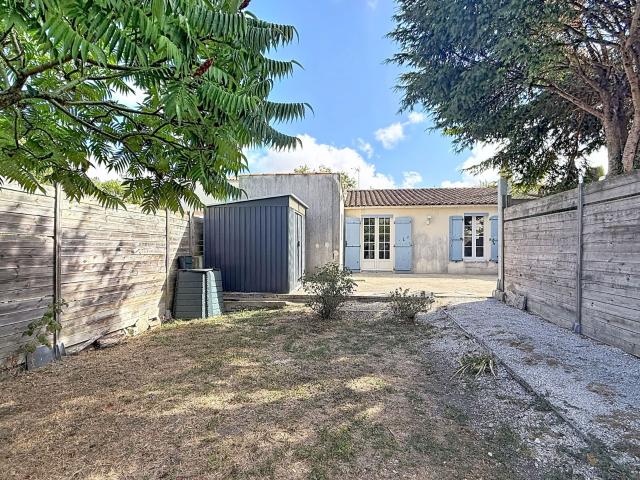Location maison, m² T 2 à La Rochelle, 830 €