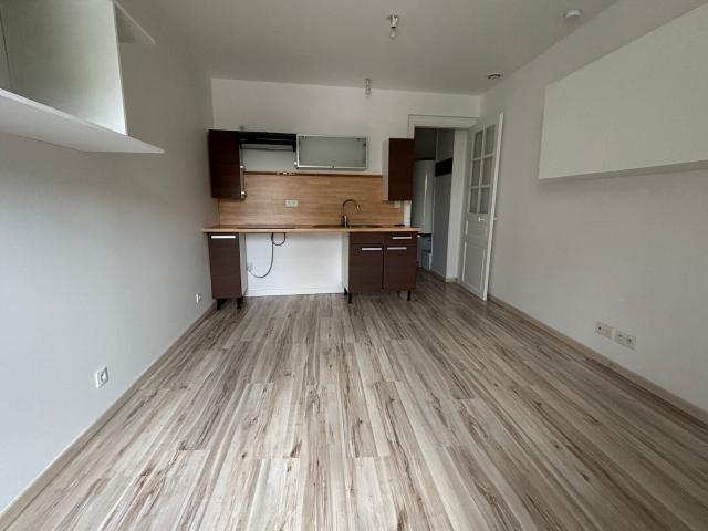 Location maison, m² T 2 à Pauillac, 480 €