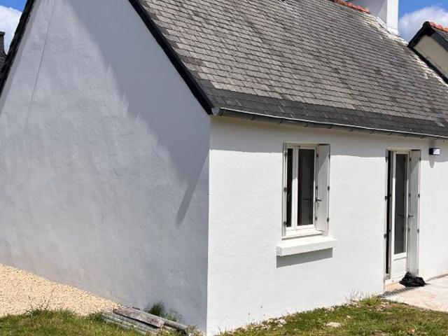 Location maison, m² T 2 à Poullaouen, 550 €