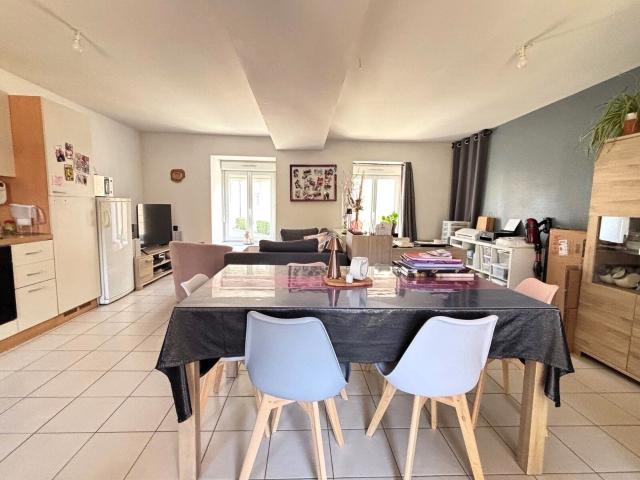 Location maison, m² T 3 à Fyé, 415 €