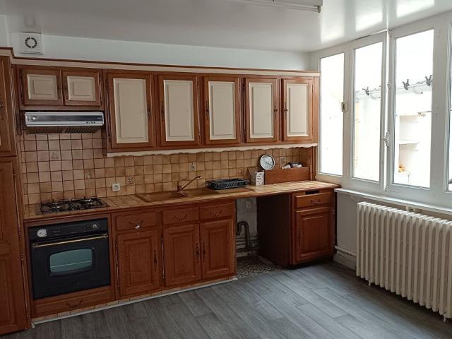 Location maison, m² T 3 à Mamers, 450 €