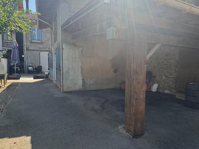 Location maison, m² T 4 à Chatte, 1 100 €