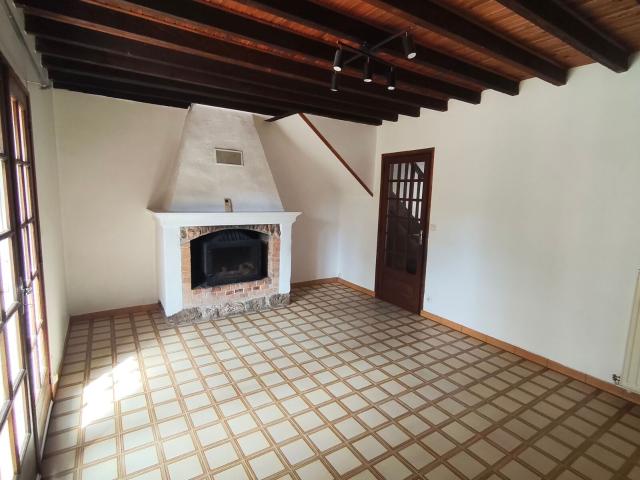 Location maison, m² T 4 à Jouarre, 845 €
