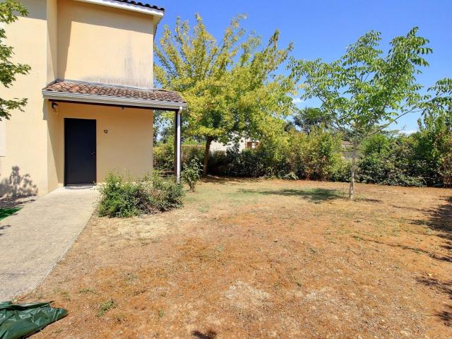 Location maison, m² T 4 à Lavaur, 960 €