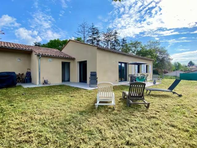 Location maison, m² T 4 à Rosans, 1 050 €
