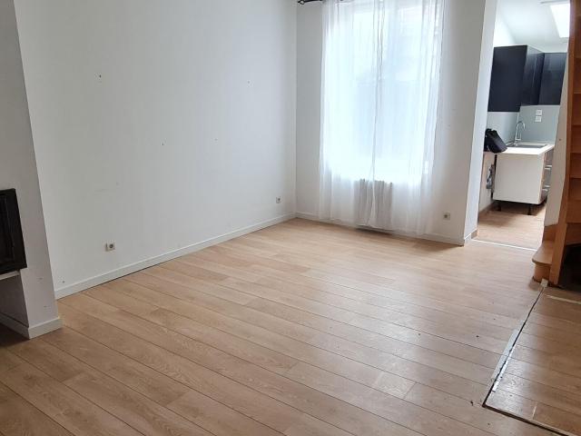 Location maison, m² T 4 à Roubaix, 806 €