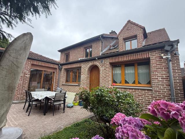 Location maison, m² T 5 à Annoeullin, 1 180 €