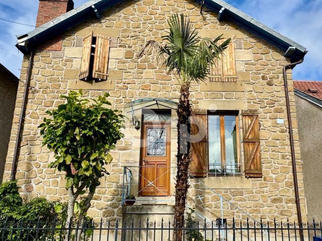 Location maison, m² T 5 à Brive la Gaillarde, 960 €