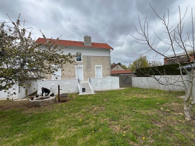 Location maison, m² T 5 à Limoges, 1 330 €