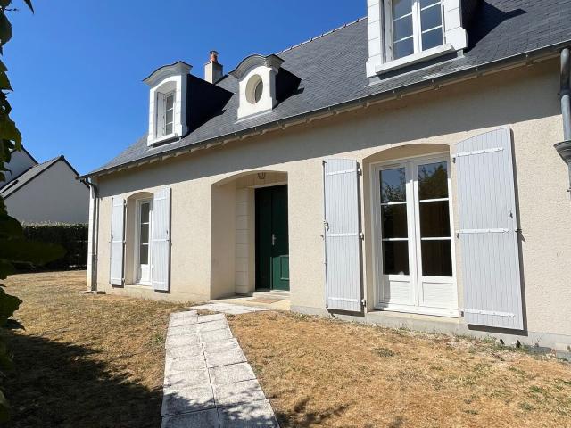 Location maison, m² T 5 à Saint Cyr sur Loire, 1 580 €