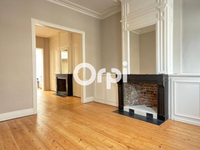 Location maison, m² T 6 à La Madeleine, 2 300 €