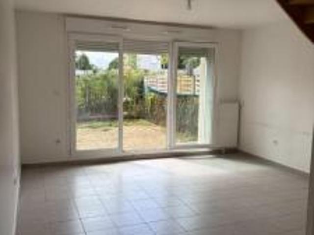 location maison melun 5 pièces 100 m2 seine et marne 77000 1492 € / mois