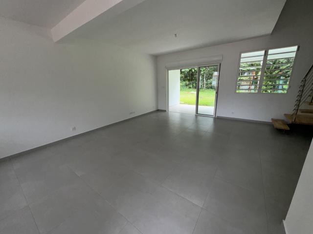 Location Maison mitoyenne Duplex de type T5 avec jardinet secteur La Chaumière