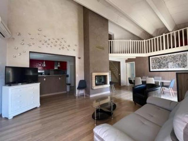 location maison narbonne 6 pièces 127 m2 aude 11100 1330 € / mois
