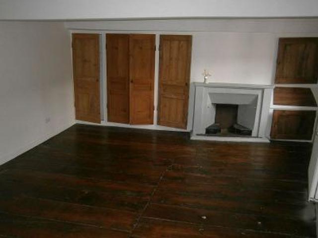 location maison neronde 2 pièces 61 m2 loire 42510 350 € / mois