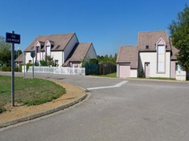 location maison nerondes 3 pièces 80 m2 cher 18350 457 € / mois