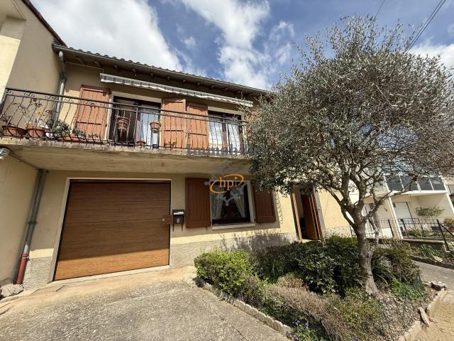 Location maison Saint Affrique 5 pièces 150m² 830€ | Hubert Peyrottes Immobilier
