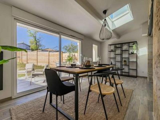 location maison saint selve 6 pièces 135 m2 gironde 33650 1500 € / mois
