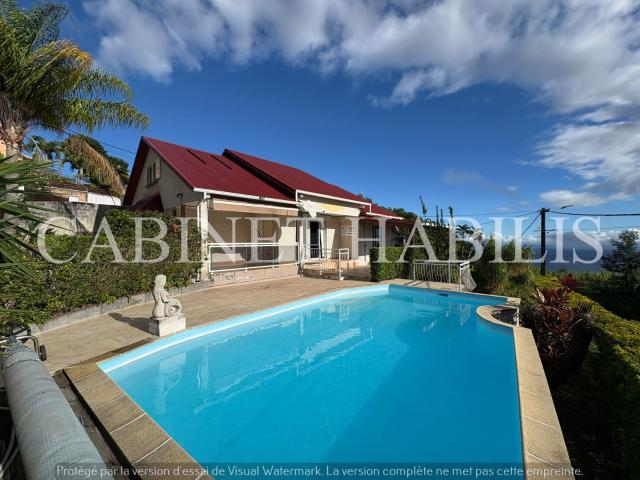 Location maison Saint Pierre 6 pièces 155.69m² 1950€ | Cabinet Habilis