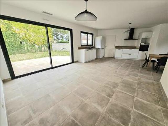 location maison salon de provence 5 pièces 103 m2 bouches du rhone 13300 1787 € / mois