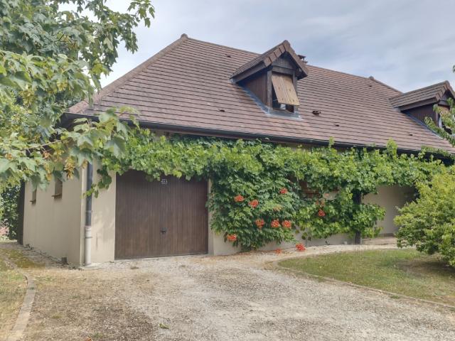 Location maison Sermange 6 pièces 128m² 1010€ | Céline Marmet Immobilier