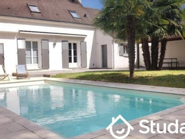 location maison serris 7 pièces 250 m2 seine et marne 77700 8000 € / mois