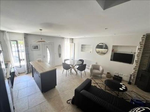location maison six fours les plages 3 pièces 57 m2 var 83140 1190 € / mois