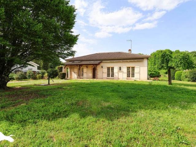 Location Maison Ste Foy la Grande 33220 4 pièces 110 m²