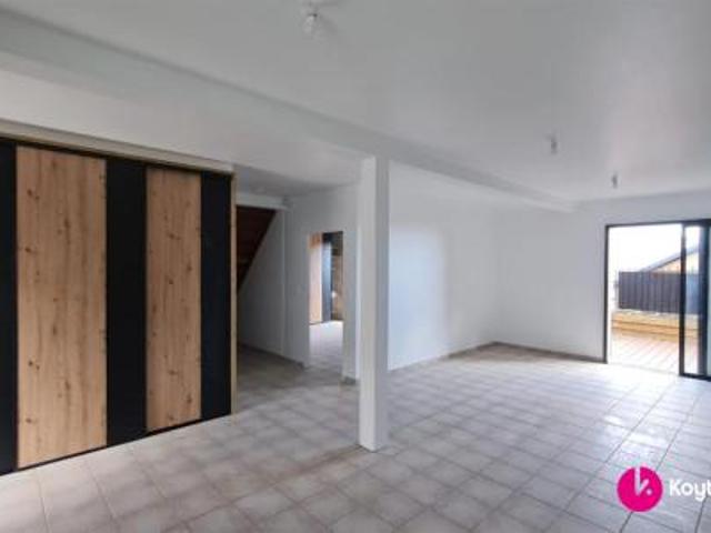 location maison possession 5 pièces 170 m2 reunion 97419 1500 € / mois