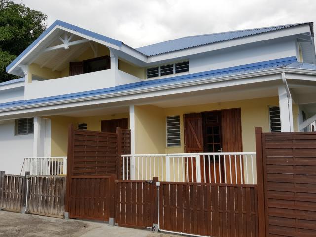 Location maison Petit Bourg 5 pièces 110m² 1100€ | Home Folies