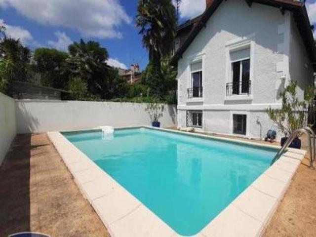 location maison perigueux 4 pièces 129 m2 dordogne 24000 750 € / mois