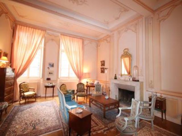 location maison riom 8 pièces 300 m2 puy de dome 63200 1600 € / mois