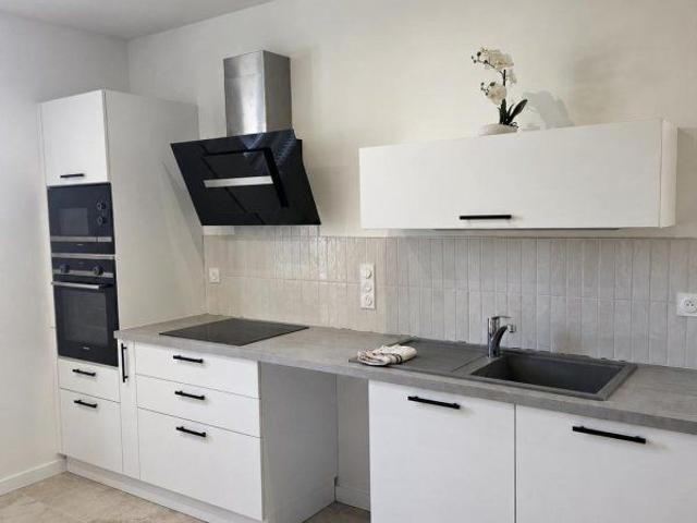 Location / Maison T3