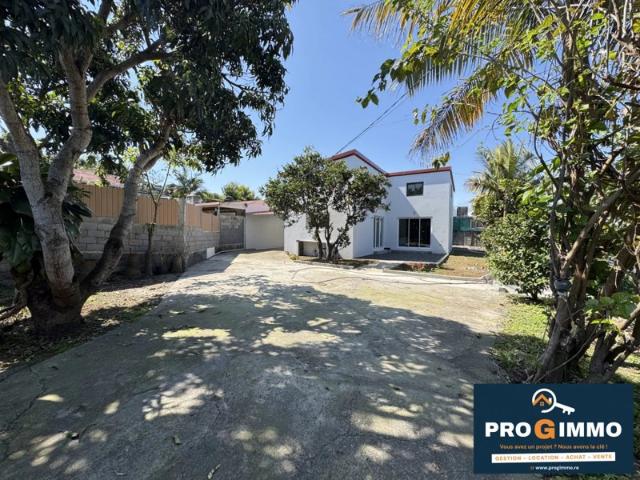 LOCATION MAISON T4 14EME