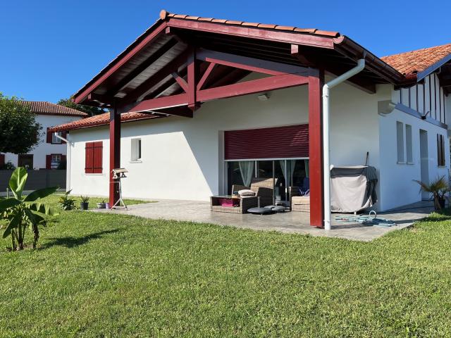 Location MAISON T4 AVEC TERRASSE, JARDIN ET GARAGE | ERLEA IMMOBILIER