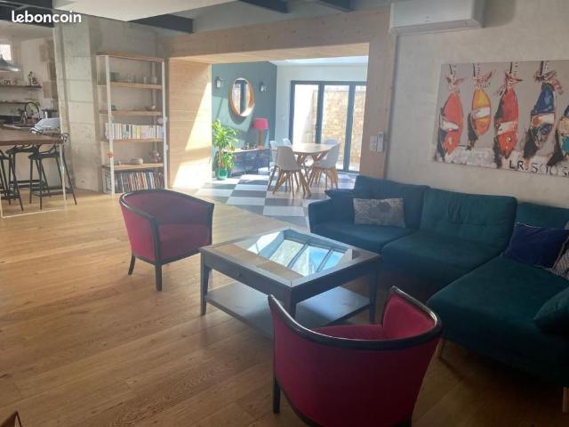 Location Maison T5 avec cours MONTIERNEUF