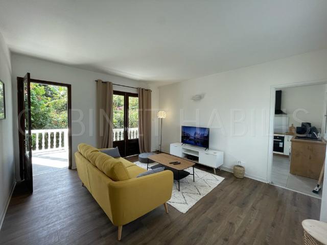 Location maison Tampon 2 pièces 11.2m² 527€ | Cabinet Habilis
