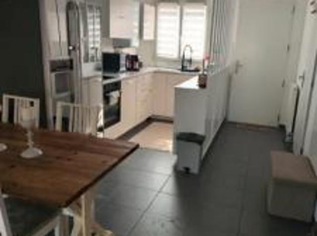 location maison tresses 4 pièces 90 m2 gironde 33370 1340 € / mois