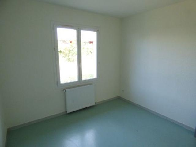 Location / Maison Type 4 à AUBIGNY SUR NERE