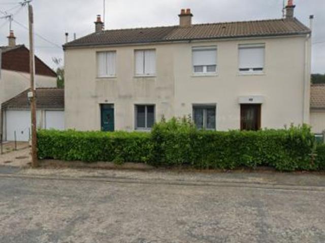 Location / Maison Type 4 à BRUERE ALLICHAMPS