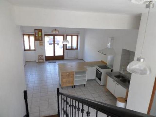 location maison villefranche d'allier 5 pièces 120 m2 allier 03430 660 € / mois