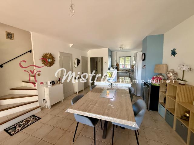 LOCATION MARINA AIGUES MORTES 3 CHAMBRES AVEC JARDIN SANS APPONTEMENT
