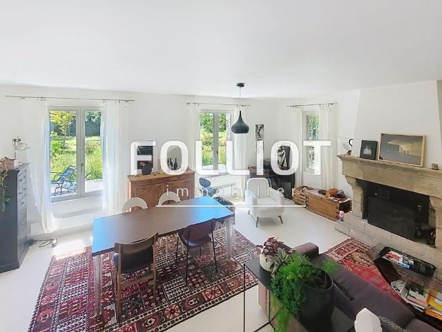 LOCATION MEUBLEE A L'ANNEE MAISON 4 PIECES 116 M2