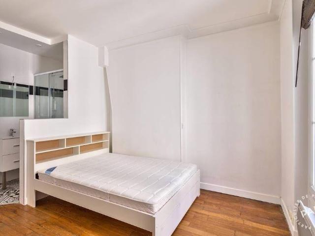 Location meublée appartement 2 pièces 36 m² Paris