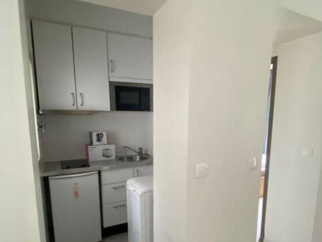 Location meublée appartement 2 pièces 37 m² Paris