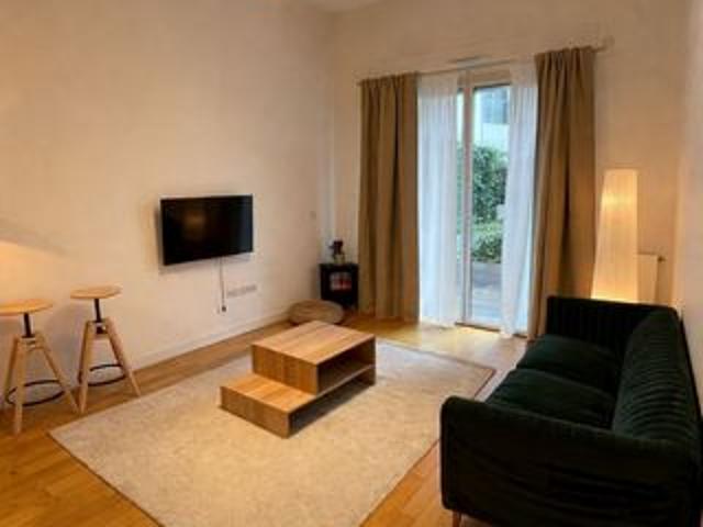 Location meublée – Appartement 2 pièces – 42 m² – Terrasse exposée sud 12 m² – 3,30 m hauteur sous plafond – Boulogne Billancourt