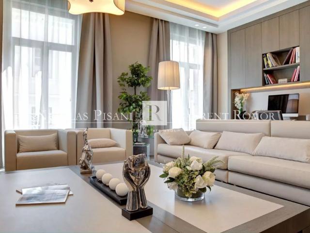 LOCATION MEUBLEE Résidence secondaire DERNIER ETAGE BEAULIEU SUR MER