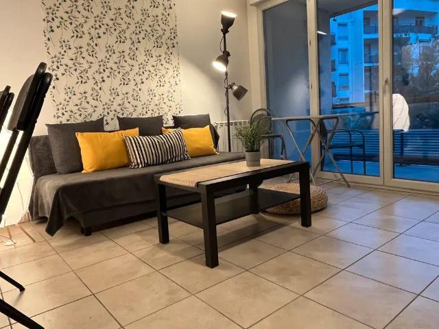 Location meublée 2P 45m2 Lyon métro Garibaldi