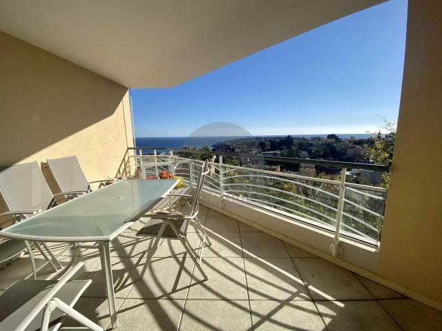 Location meublée 3 Pièces avec terrasse et parking République Immobilier Beausoleil