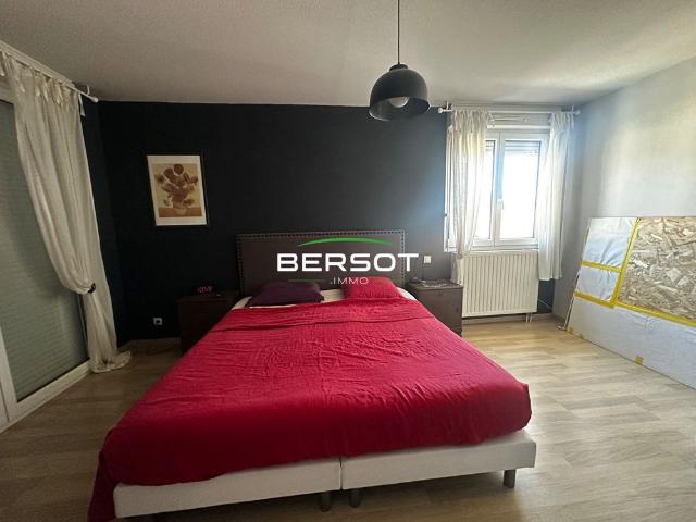 LOCATION MORTEAU SUPERBE T4 105m²